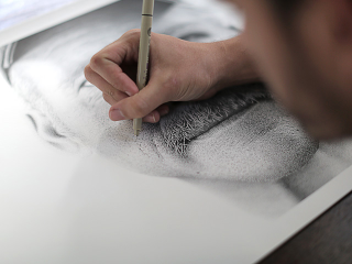 Illustration for article titled This Portrait Is Actually Hand Drawn with 2.1 Million Dots
